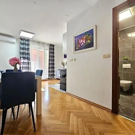 Διαμέρισμα Paolo By The Znjan *