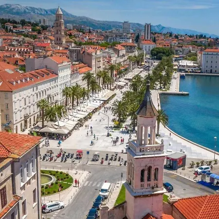 Paolo By The Znjan ספליט